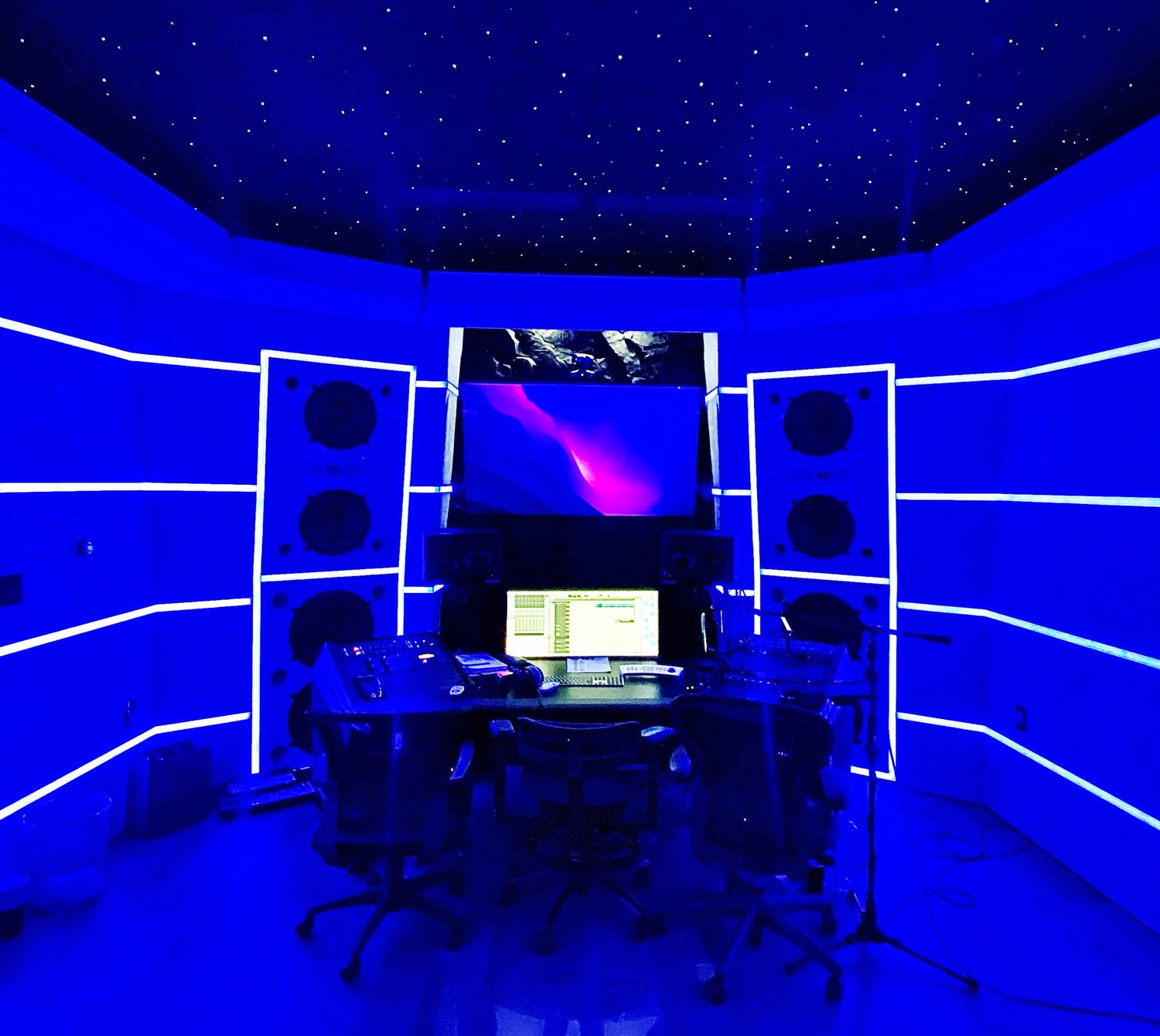 Top Dawg Entertainment builds new studio complex with the help of Pro Audio Design Inc & You’re Safe Here designer, Summer Walker