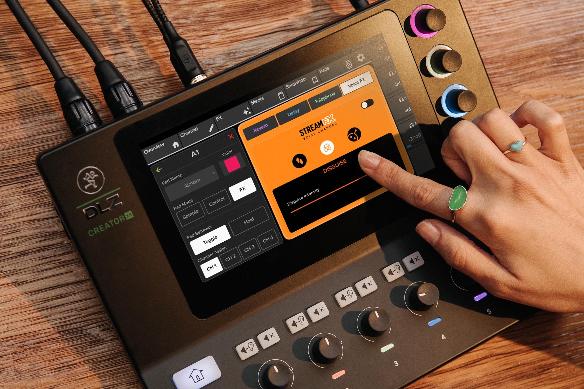 配信機器・PA機器・レコーディング機器 DLZ Creator Mackie DLZ Creator - Professional Audio Design, Inc