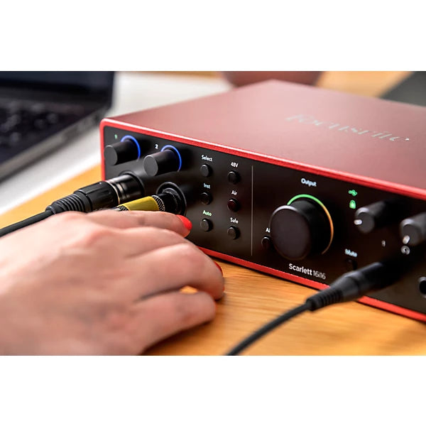 Focusrite Scarlett 16i16 (4th Gen) 16-In/16-Out USB-C Audio Interface
