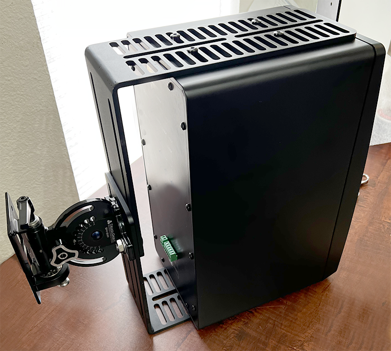 Triad-Orbit Precision SM-UB1 – Universal Bracket