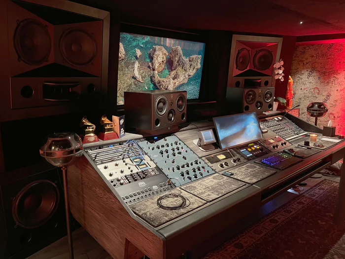 Jaycen Joshua’s Canton House Studios: Tuning the Bearbrick Nooks