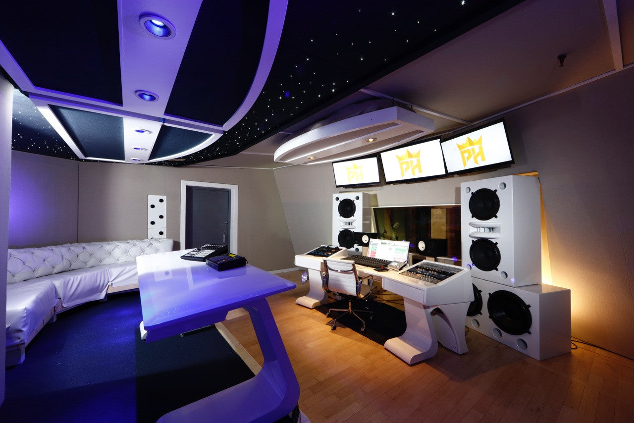 Penthouse Studio - Times Square, NYC - Design Projects