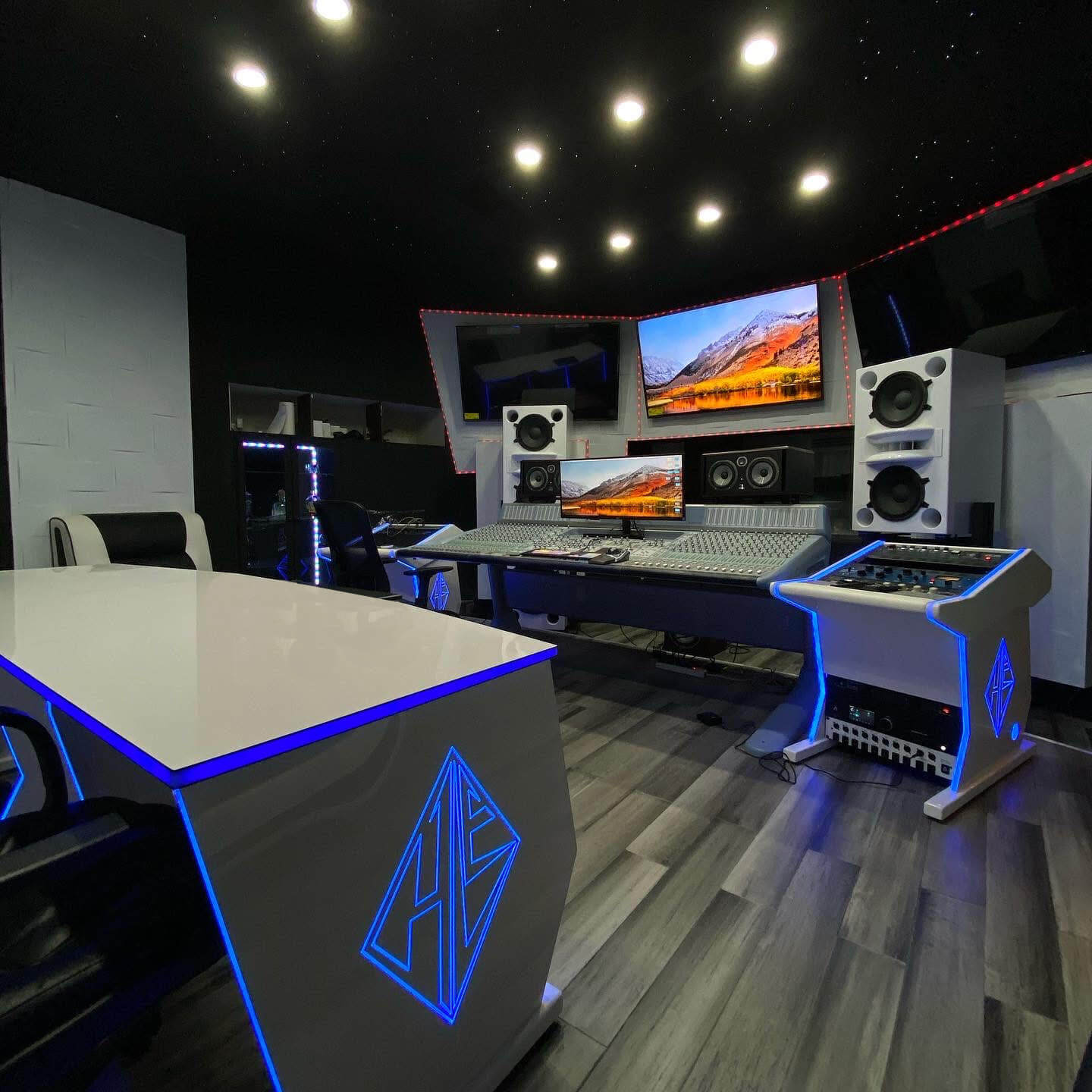 TEC 2022 AWARD NOMINEE HIGH LEVEL ENTERTAINMENT STUDIOS